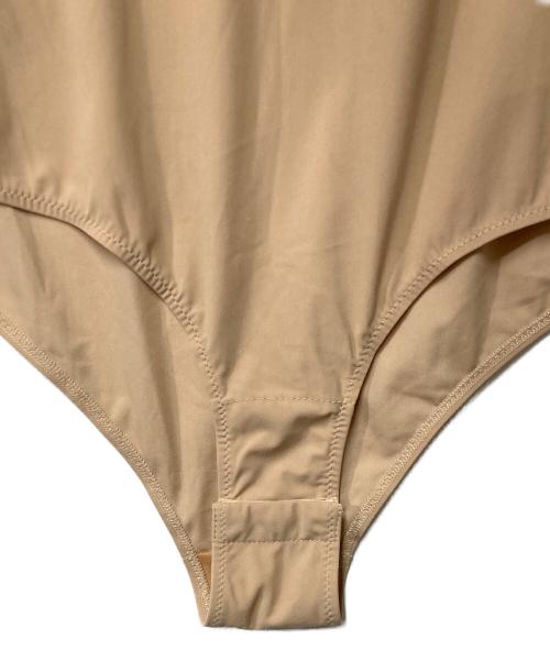 MM6 Maison Margiela（エムエムシックスメゾンマルジェラ）MM6 Maison Margiela (エムエムシックスメゾンマルジェラ) ボディスーツ ベージュ サイズ:Mの古着・服飾アイテム
