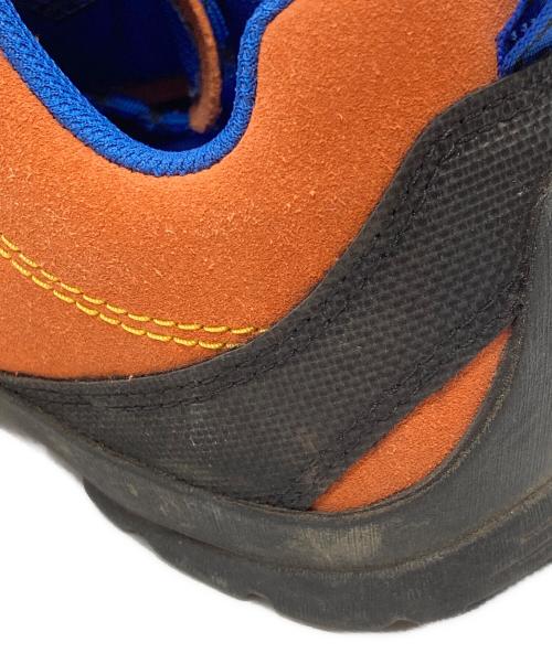 KEEN（キーン）KEEN (キーン) JASPER ローカットスニーカー オレンジ サイズ:EU38.5/US8/UK5.5/CM25の古着・服飾アイテム