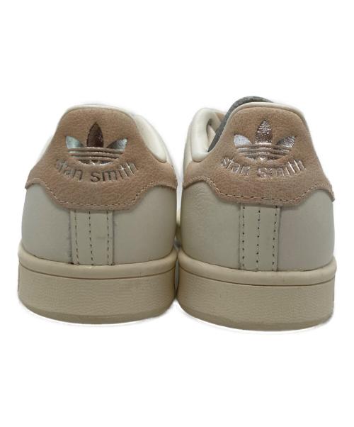adidas（アディダス）adidas (アディダス) STANSMITH ローカットスニーカー アイボリー サイズ:US6.5/UK5//FR38/JP235/CHN235の古着・服飾アイテム