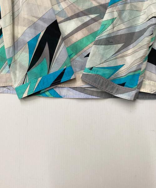 Emilio Pucci（エミリオ プッチ）Emilio Pucci (エミリオ プッチ) 総柄ブラウス ブルー×ホワイト サイズ:36の古着・服飾アイテム