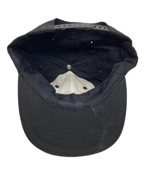 SUPREME（シュプリーム）Supreme (シュプリーム) Paris 6-Panel Cap ブラックの古着・服飾アイテム