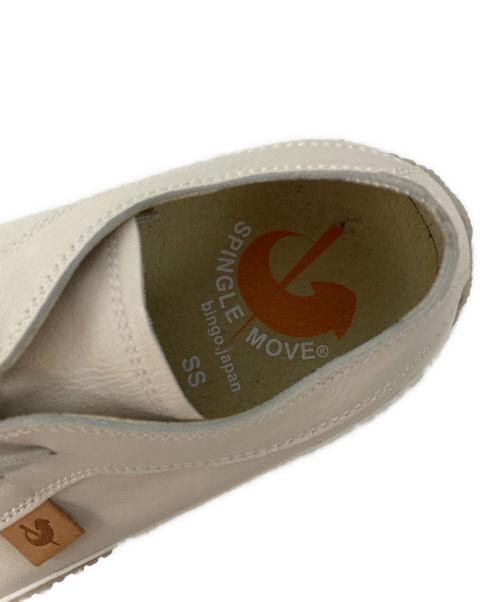SPINGLE MOVE（スピングルムーヴ）SPINGLE MOVE (スピングルムーヴ) ローカットスニーカー アイボリー サイズ:SSの古着・服飾アイテム
