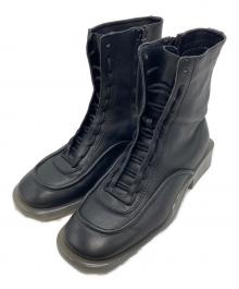 CHARLES & KEITH（チャールズアンドキース）の古着「Tegan Leather Lace-Up Boots」｜ブラック