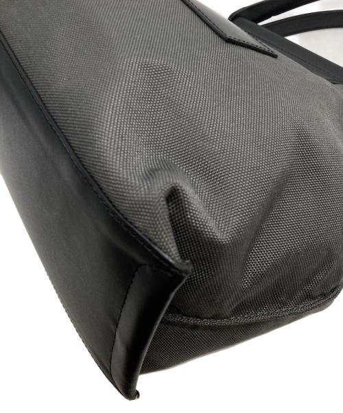 IACUCCI（イアクッチ）IACUCCI (イアクッチ) ソルベット M CORDURA トートバッグ グレー×ブラックの古着・服飾アイテム