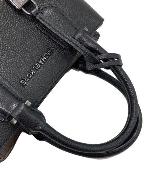 MICHAEL KORS（マイケルコース）MICHAEL KORS (マイケルコース) 2WAYショルダーバッグ ブラックの古着・服飾アイテム