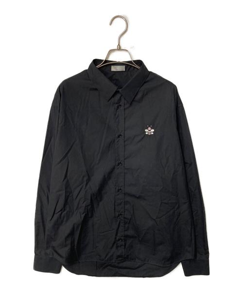 Dior（ディオール）Dior (ディオール) KAWS (カウズ) Bee mbroidered Shirt シャツ DIOR ディオール KAWS ブラック 923C561W6044   ブラック サイズ:40の古着・服飾アイテム