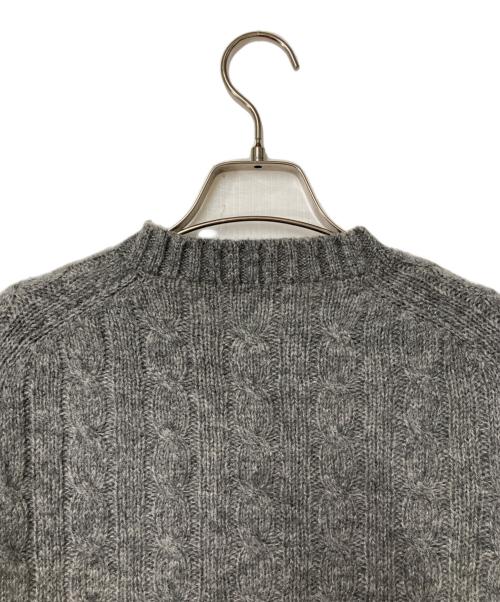 BROOKS BROTHERS（ブルックスブラザーズ）BROOKS BROTHERS (ブルックスブラザーズ) シェットランドウールケーブルニット BROOKS BROTHERS グレー  グレー サイズ:40の古着・服飾アイテム