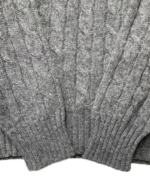 BROOKS BROTHERS（ブルックスブラザーズ）BROOKS BROTHERS (ブルックスブラザーズ) シェットランドウールケーブルニット BROOKS BROTHERS グレー  グレー サイズ:40の古着・服飾アイテム