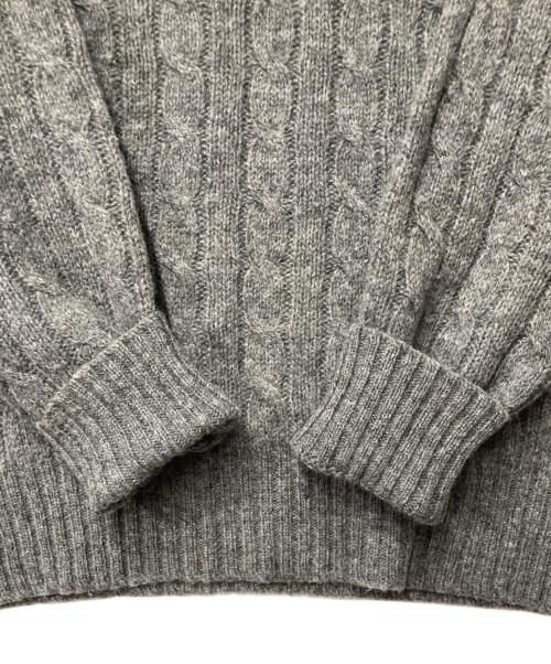 BROOKS BROTHERS（ブルックスブラザーズ）BROOKS BROTHERS (ブルックスブラザーズ) シェットランドウールケーブルニット BROOKS BROTHERS グレー  グレー サイズ:40の古着・服飾アイテム