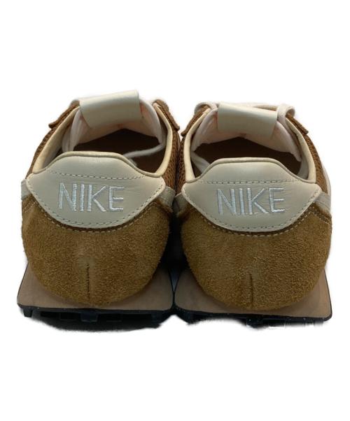 NIKE（ナイキ）NIKE (ナイキ) ローカットスニーカー ブラウン サイズ:US8.5/UK7.5/EUR42/CM26.5/BR40/CN265の古着・服飾アイテム