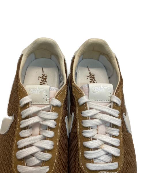 NIKE（ナイキ）NIKE (ナイキ) ローカットスニーカー ブラウン サイズ:US8.5/UK7.5/EUR42/CM26.5/BR40/CN265の古着・服飾アイテム