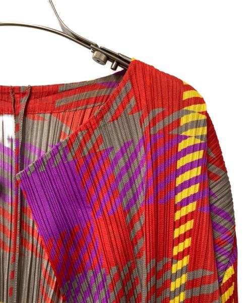 PLEATS PLEASE（プリーツプリーズ）PLEATS PLEASE (プリーツプリーズ) 総柄ロングカーディガン レッド×グレー サイズ:3の古着・服飾アイテム