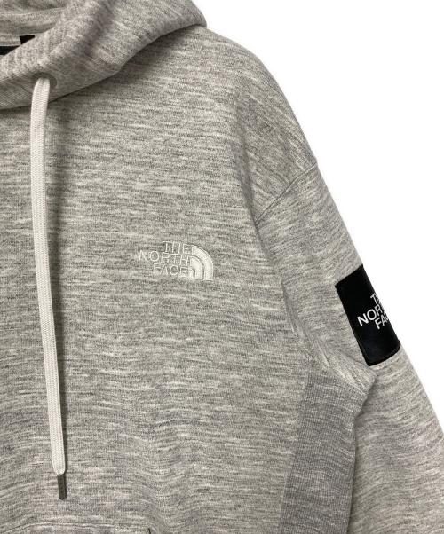 THE NORTH FACE（ザ ノース フェイス）THE NORTH FACE (ザ ノース フェイス) スクエアロゴフーディ グレー サイズ:Ｍの古着・服飾アイテム