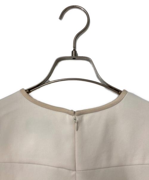 LOKITHO（ロキト）LOKITHO (ロキト) Laced v neck top ベージュ サイズ:1の古着・服飾アイテム