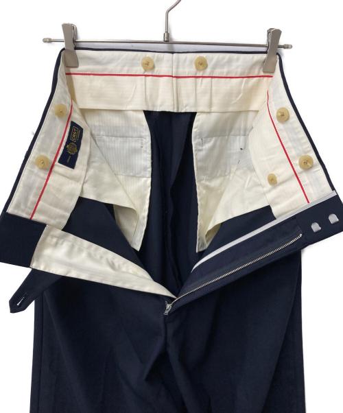 J.PRESS（ジェイプレス）J.PRESS (ジェイプレス) digawel (ディガウェル) CRST 2タックパンツ ネイビー サイズ:2の古着・服飾アイテム