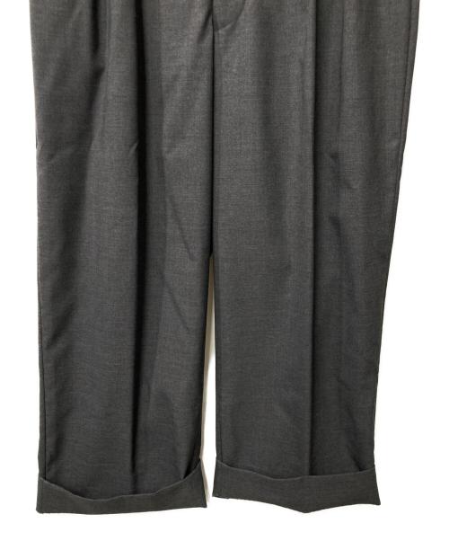 J.PRESS（ジェイプレス）J.PRESS (ジェイプレス) digawel (ディガウェル) CRST 2タックパンツ グレー サイズ:2の古着・服飾アイテム