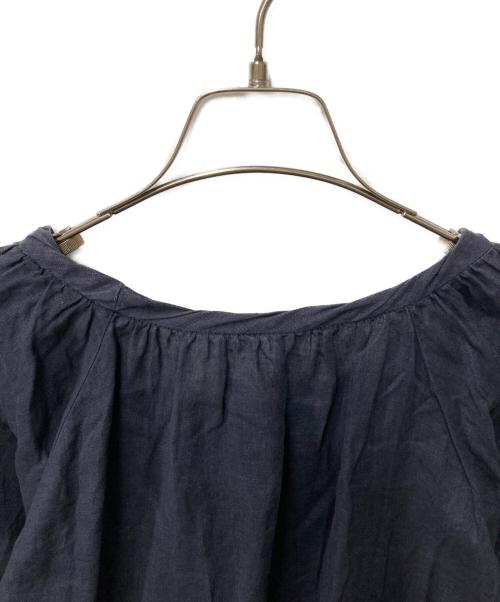 nest Robe（ネストローブ）nest Robe (ネストローブ) リネンギャザーブラウス ネイビー サイズ:FREEの古着・服飾アイテム
