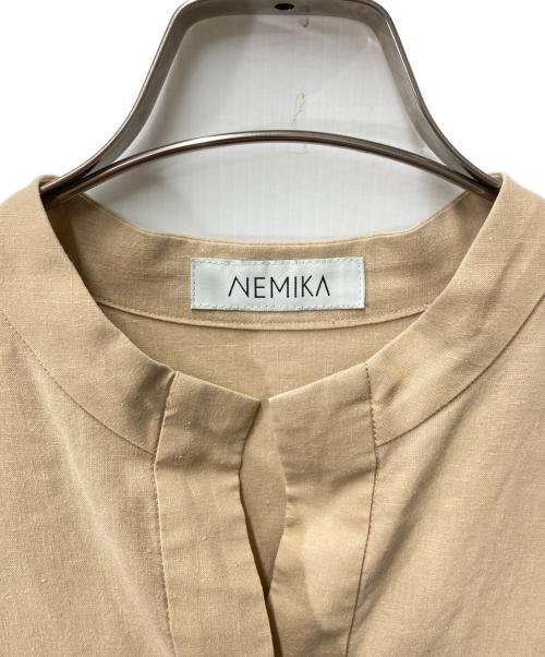 NEMIKA（ネミカ）NEMIKA (ネミカ) 半袖ワンピース ベージュ サイズ:1の古着・服飾アイテム