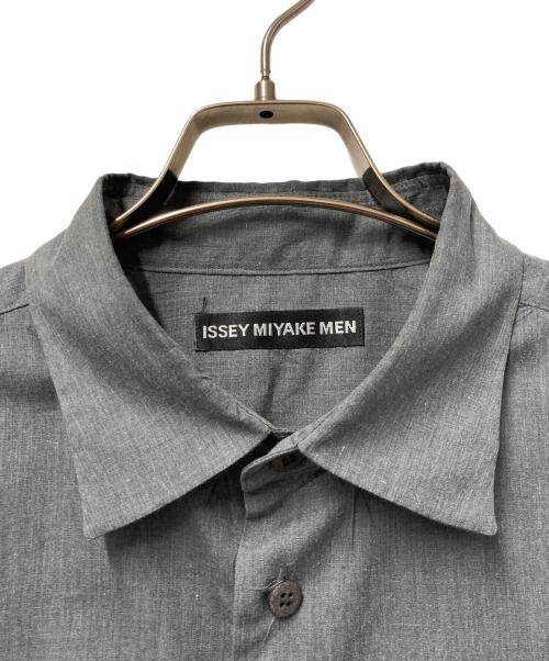 ISSEY MIYAKE MEN（イッセイミヤケメン）ISSEY MIYAKE MEN (イッセイミヤケメン) シワ加工ロングスリーブシャツ グレー サイズ:4の古着・服飾アイテム
