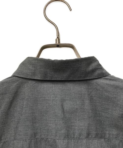 ISSEY MIYAKE MEN（イッセイミヤケメン）ISSEY MIYAKE MEN (イッセイミヤケメン) シワ加工ロングスリーブシャツ グレー サイズ:4の古着・服飾アイテム