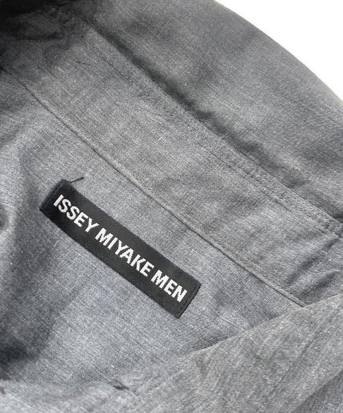 ISSEY MIYAKE MEN（イッセイミヤケメン）ISSEY MIYAKE MEN (イッセイミヤケメン) シワ加工ロングスリーブシャツ グレー サイズ:4の古着・服飾アイテム
