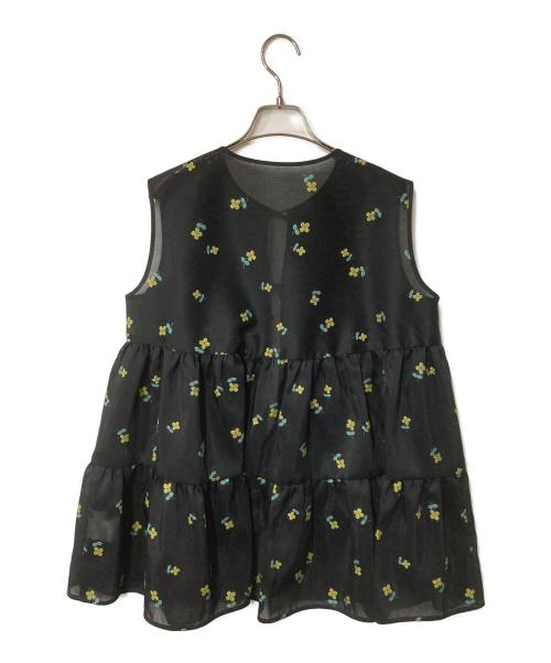 YORI（ヨリ）yori (ヨリ) ラメクローバーティアードジレ ブラック サイズ:Freeの古着・服飾アイテム