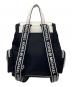 MICHAEL KORS (マイケルコース) ABBEY MD CARGO BACKPACK ホワイト×ブラック：7000円