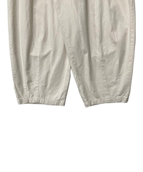 HUIS（ハウス）HUIS (ハウス) やわらかシーチングコットンバルーンパンツ ホワイト サイズ:Freeの古着・服飾アイテム