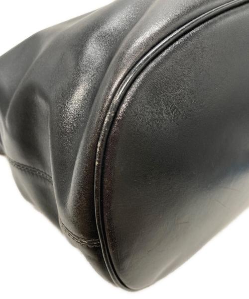 CELINE（セリーヌ）CELINE (セリーヌ) チェーンショルダーバッグ ブラックの古着・服飾アイテム
