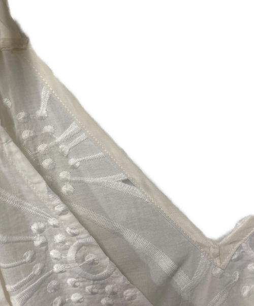 Venit（ヴェニット）venit (ヴェニット) レースキャミソール ホワイト サイズ:38の古着・服飾アイテム