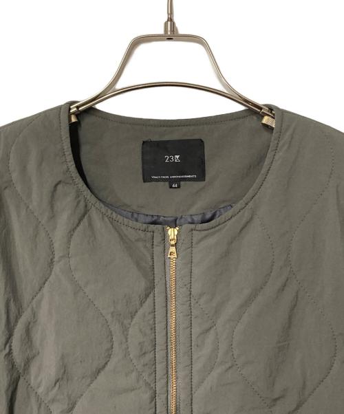23区（ニジュウサンク）23区 (ニジュウサンク) 中綿 パディング アウター カーキ サイズ:44の古着・服飾アイテム