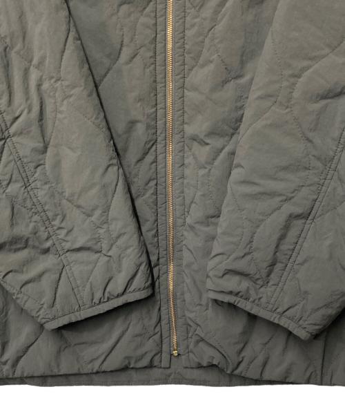 23区（ニジュウサンク）23区 (ニジュウサンク) 中綿 パディング アウター カーキ サイズ:44の古着・服飾アイテム
