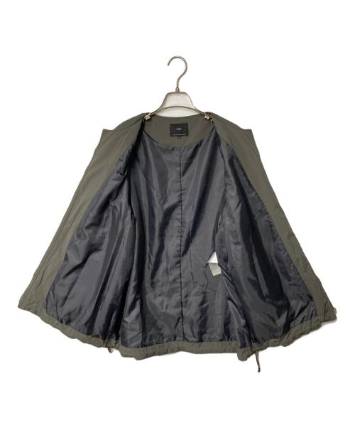 23区（ニジュウサンク）23区 (ニジュウサンク) 中綿 パディング アウター カーキ サイズ:44の古着・服飾アイテム