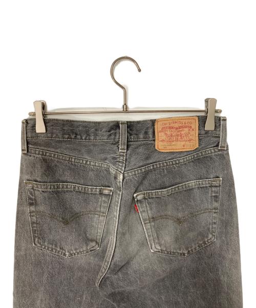 LEVI'S（リーバイス）LEVI'S (リーバイス) 90's 先染め 501 デニムパンツ グレー サイズ:W30の古着・服飾アイテム