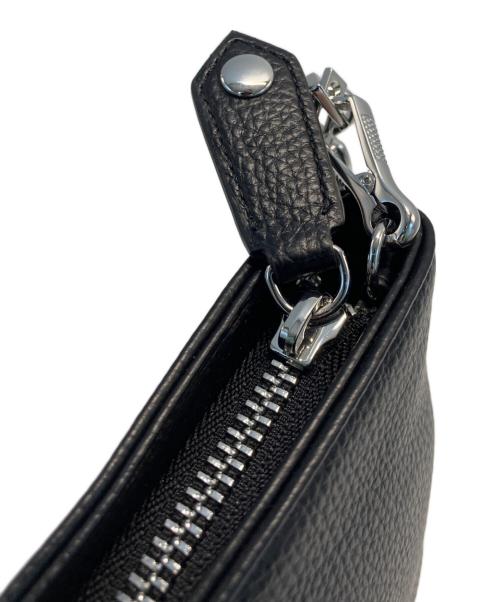 Vivienne Westwood（ヴィヴィアンウエストウッド）Vivienne Westwood (ヴィヴィアンウエストウッド) スクエア・ショルダーバッグ ブラックの古着・服飾アイテム