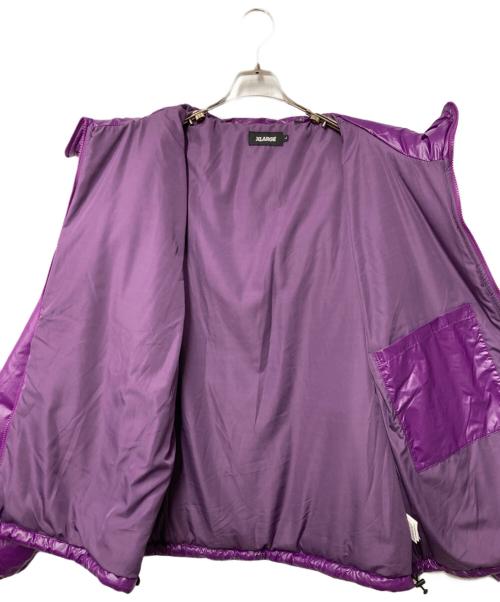 X-LARGE（エクストララージ）X-LARGE (エクストララージ) QUILTING LOGO HOODED PUFFER JACKET パープル サイズ:Lの古着・服飾アイテム