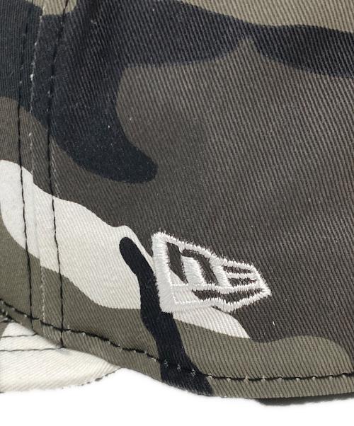 New Era（ニューエラ）New Era (ニューエラ) SUPREME (シュプリーム) Shop Box Logo 59Fifty Fitted Hat カーキ×ホワイト 未使用品の古着・服飾アイテム