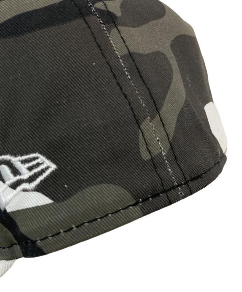 New Era（ニューエラ）New Era (ニューエラ) SUPREME (シュプリーム) Shop Box Logo 59Fifty Fitted Hat カーキ×ホワイト 未使用品の古着・服飾アイテム