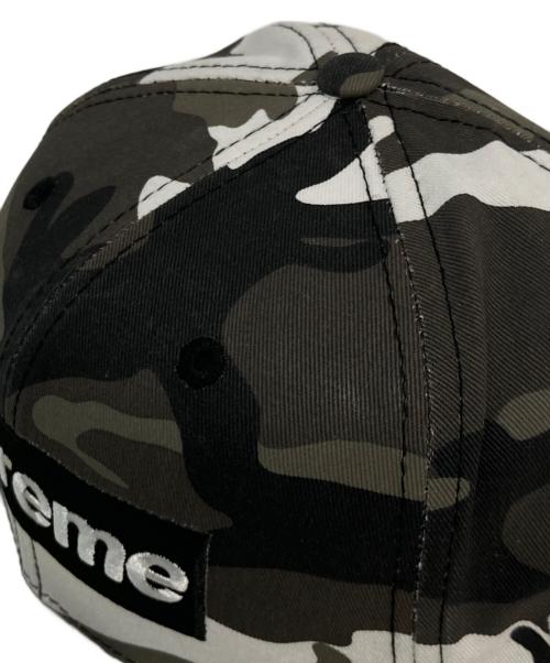 New Era（ニューエラ）New Era (ニューエラ) SUPREME (シュプリーム) Shop Box Logo 59Fifty Fitted Hat カーキ×ホワイト 未使用品の古着・服飾アイテム