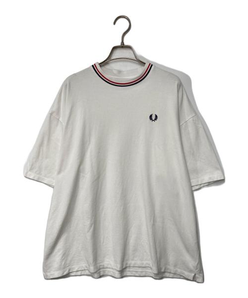 FRED PERRY（フレッドペリー）FRED PERRY (フレッドペリー) ロゴ刺繍鹿の子カットソー ホワイト サイズ:Ｍの古着・服飾アイテム