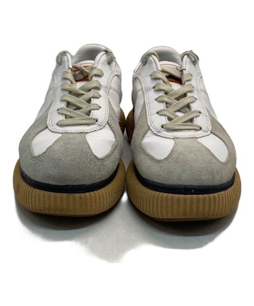 Onitsuka Tiger（オニツカタイガー）Onitsuka Tiger (オニツカタイガー) DELECITY ホワイト サイズ:CM25/EUR39.5/US6 1/2/UK51/2 /BR37/CN250の古着・服飾アイテム