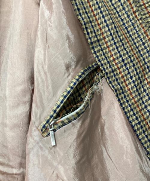 IZOD LACOSTE（アイゾッド ラコステ）IZOD LACOSTE (アイゾッド ラコステ) チェックジップジャケット ベージュ サイズ:不明の古着・服飾アイテム