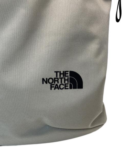 THE NORTH FACE（ザ ノース フェイス）THE NORTH FACE (ザ ノース フェイス) ピレネートート グレーの古着・服飾アイテム