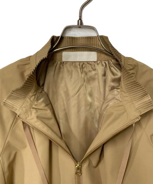 MARILYN MOON（マリリンムーン）MARILYN MOON (マリリンムーン) pleats twill blouson ベージュ サイズ:Freeの古着・服飾アイテム