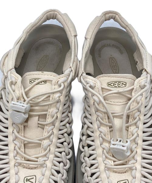 KEEN（キーン）KEEN (キーン) ユニーク スポーツサンダル アイボリー サイズ:23㎝の古着・服飾アイテム
