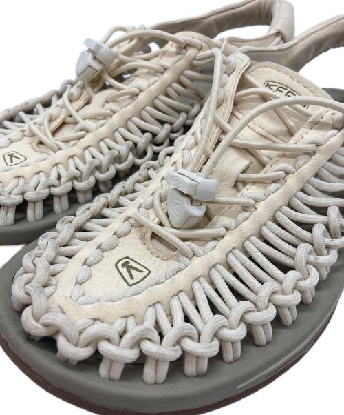KEEN（キーン）KEEN (キーン) ユニーク スポーツサンダル アイボリー サイズ:23㎝の古着・服飾アイテム