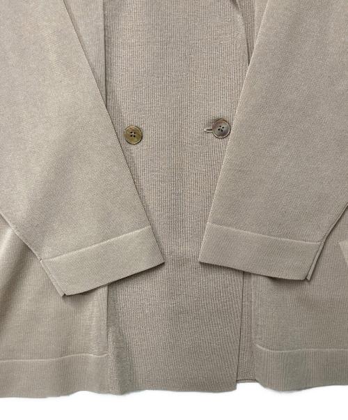 23区（ニジュウサンク）23区 (ニジュウサンク) シアーダブルブレストニットジャケット ベージュ サイズ:44の古着・服飾アイテム
