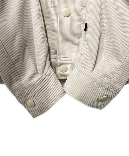 DAIWA PIER39（ダイワ ピア39）DAIWA PIER39 (ダイワ ピア39) TECH TRUCKER JACKET CORDUROY アイボリー サイズ:Sの古着・服飾アイテム