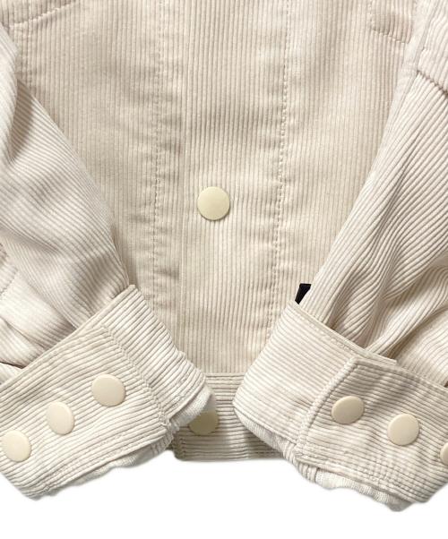 DAIWA PIER39（ダイワ ピア39）DAIWA PIER39 (ダイワ ピア39) TECH TRUCKER JACKET CORDUROY アイボリー サイズ:Sの古着・服飾アイテム