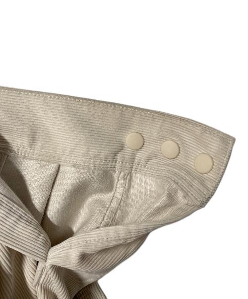 DAIWA PIER39（ダイワ ピア39）DAIWA PIER39 (ダイワ ピア39) TECH TRUCKER JACKET CORDUROY アイボリー サイズ:Sの古着・服飾アイテム